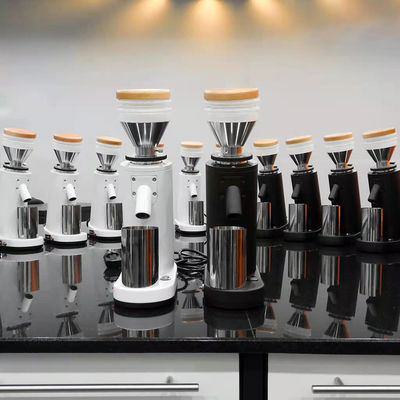 Molinilla de granos de café de 40 mm conico con potencia de 180 W y material de titanio de aleación de Burr