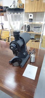 Función del hotel Grinder de granos de café con 16 marchas ajustable ajuste Cappuccino EK43S